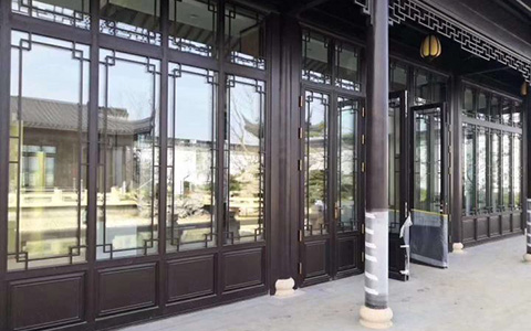 斷橋鋁合金推拉窗出現滲漏水現象如何解決？